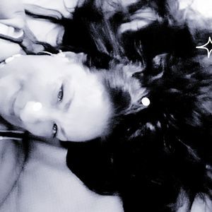 Meet your Posher, Rayna